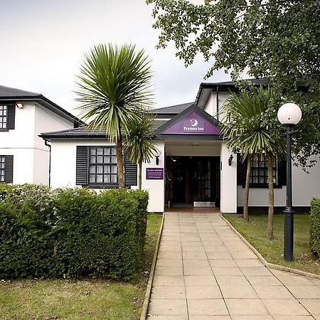 Premier Inn Cobham Cobham  Dış mekan fotoğraf